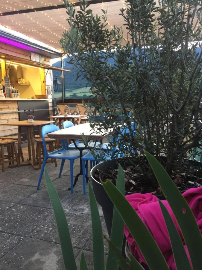 Gite La Cerise Qui Rit La Cresse Экстерьер фото